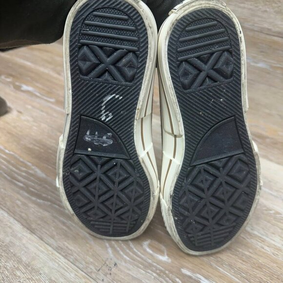 Very G Driana Gray Canvas Sneaker Women's Size 6 - Picture 4 of 6